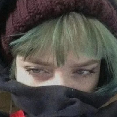 Loser. (madelinelucy.lens) Lens social identity (.lens handle) PFP