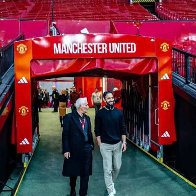 Vikthor of Manchester (oaoajsyizo.lens) Lens social identity (.lens handle) PFP