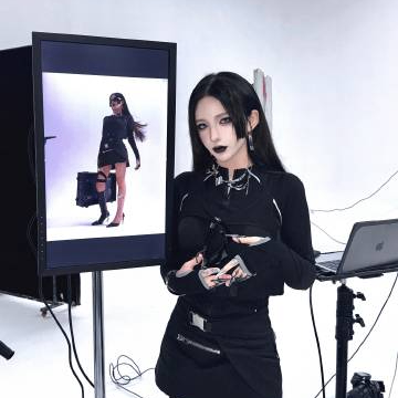 zzzczvgfggbf (snickersnee.lens) Lens social identity (.lens handle) PFP