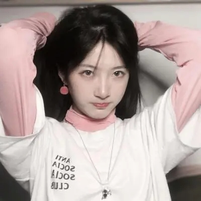 Liz Ernest (rrrrrc.lens) Lens social identity (.lens handle) PFP