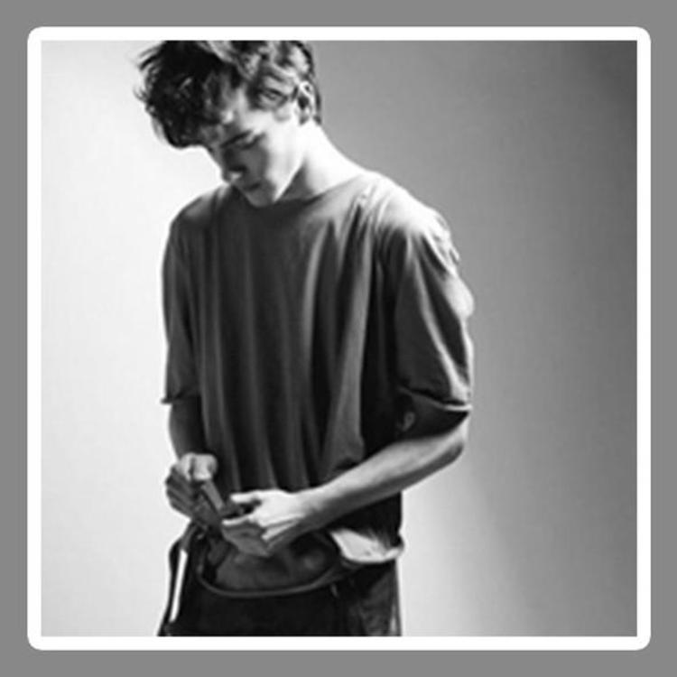 IntuitionInvestigator (flowersblossom.lens) Lens social identity (.lens handle) PFP