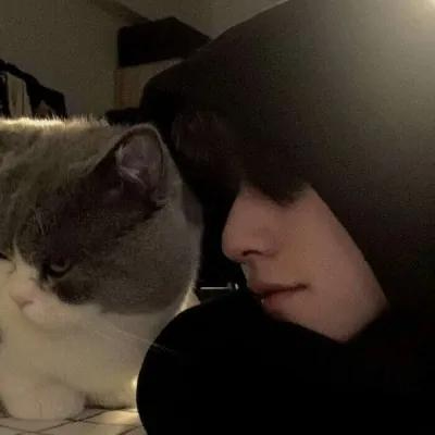 Novia Melville (zzzzkk.lens) Lens social identity (.lens handle) PFP