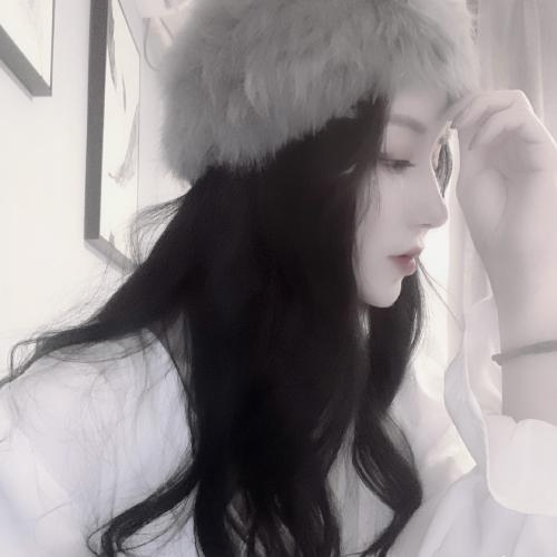 AshleyLily (gfsasxck.lens) Lens social identity (.lens handle) PFP