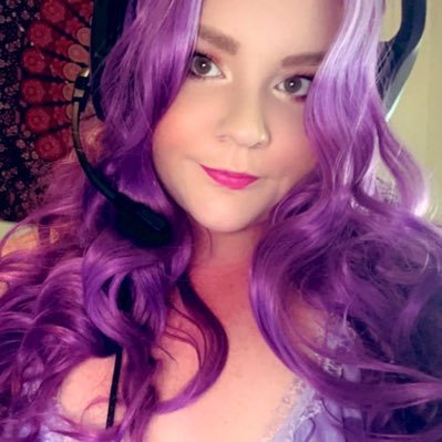 purplequeen94_ (purplequeen94.lens) Lens social identity (.lens handle) PFP