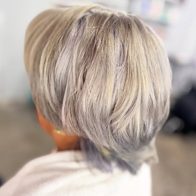 Catalyst Innovator (travelwithemma.lens) Lens social identity (.lens handle) PFP