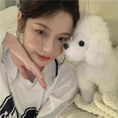 Astrid Pigou (jjjjjw.lens) Lens social identity (.lens handle) PFP