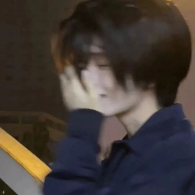 Robert Anthony (ooooow.lens) Lens social identity (.lens handle) PFP