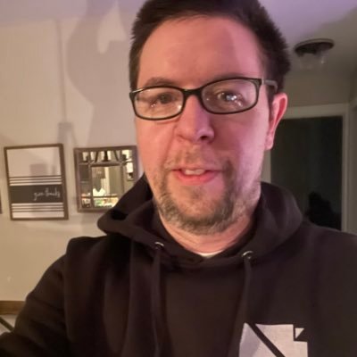 dmisch77_editor (dmisch77editor.lens) Lens social identity (.lens handle) PFP