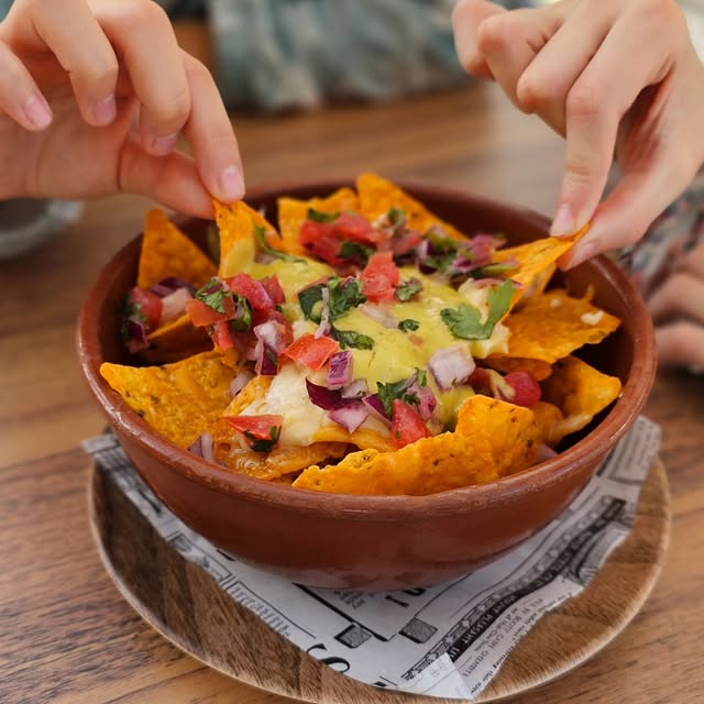 Molecule Maven (flipora.lens) Lens social identity (.lens handle) PFP