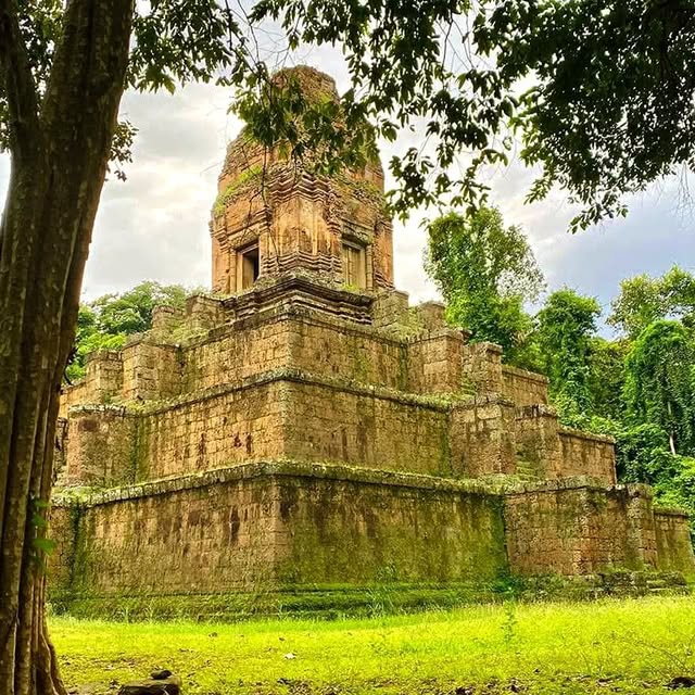 Pixel Sentinels (securetve.lens) Lens social identity (.lens handle) PFP