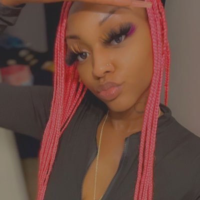 CeeLoveyy (23055.lens) Lens social identity (.lens handle) PFP