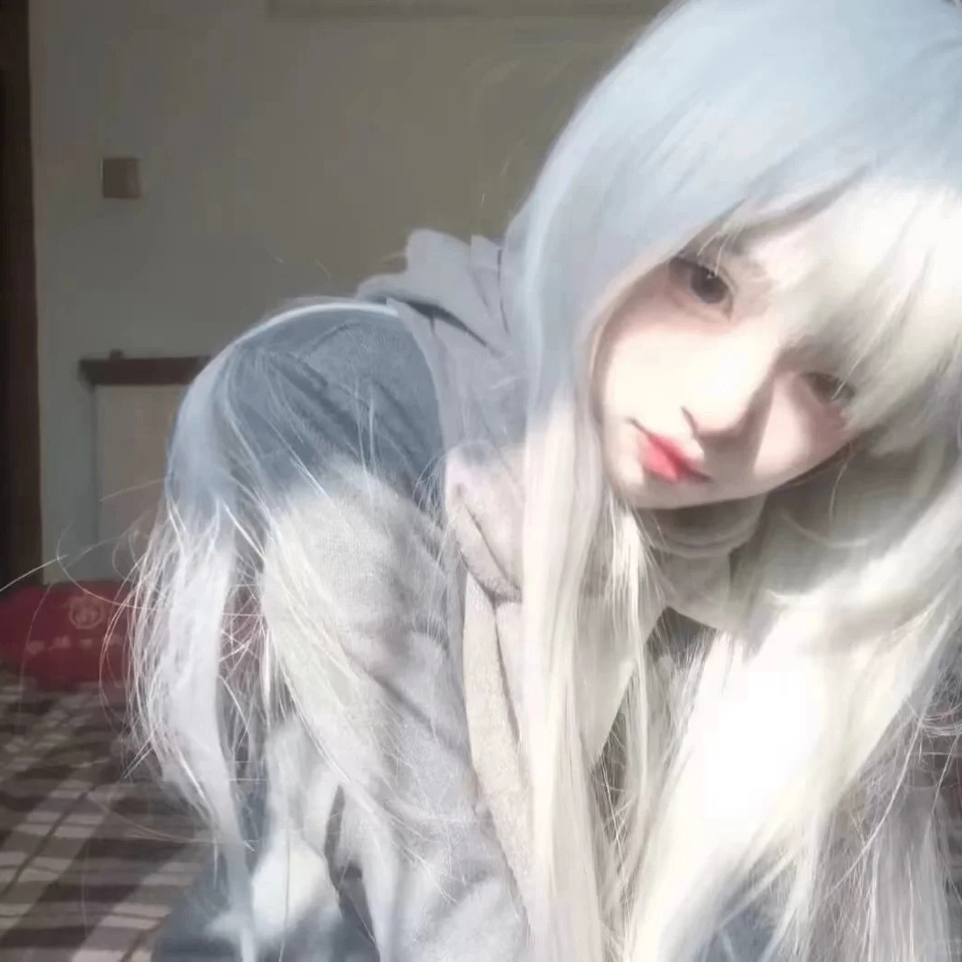 candya (andrewtongywxa.lens) Lens social identity (.lens handle) PFP