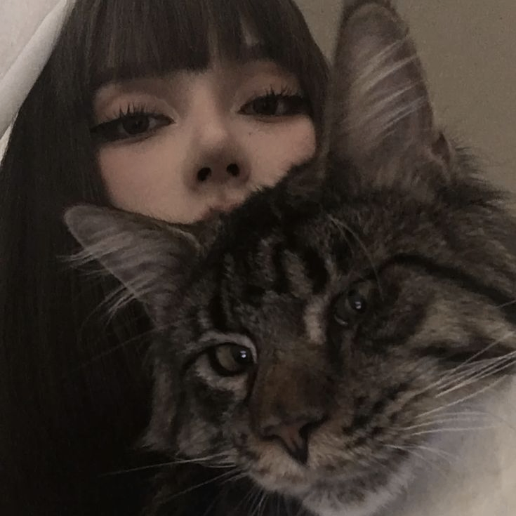 Lia (lianas.lens) Lens social identity (.lens handle) PFP