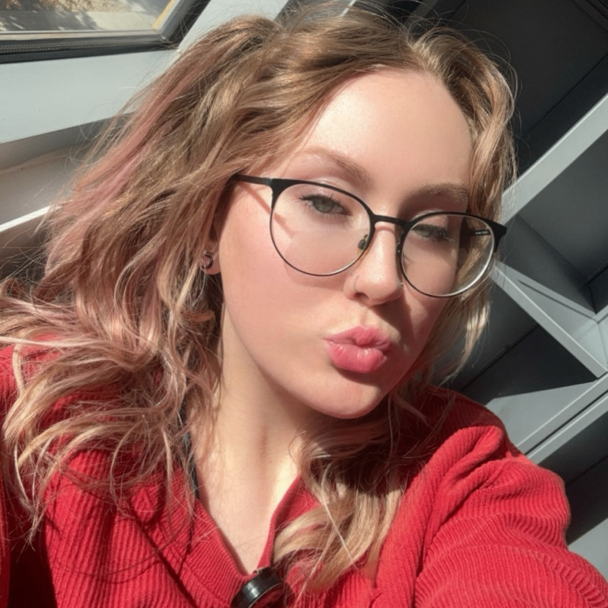 Scarlett (ghostescythe.lens) Lens social identity (.lens handle) PFP