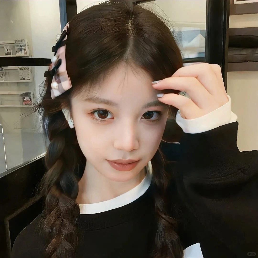 candya (xrphduhuidbjis.lens) Lens social identity (.lens handle) PFP