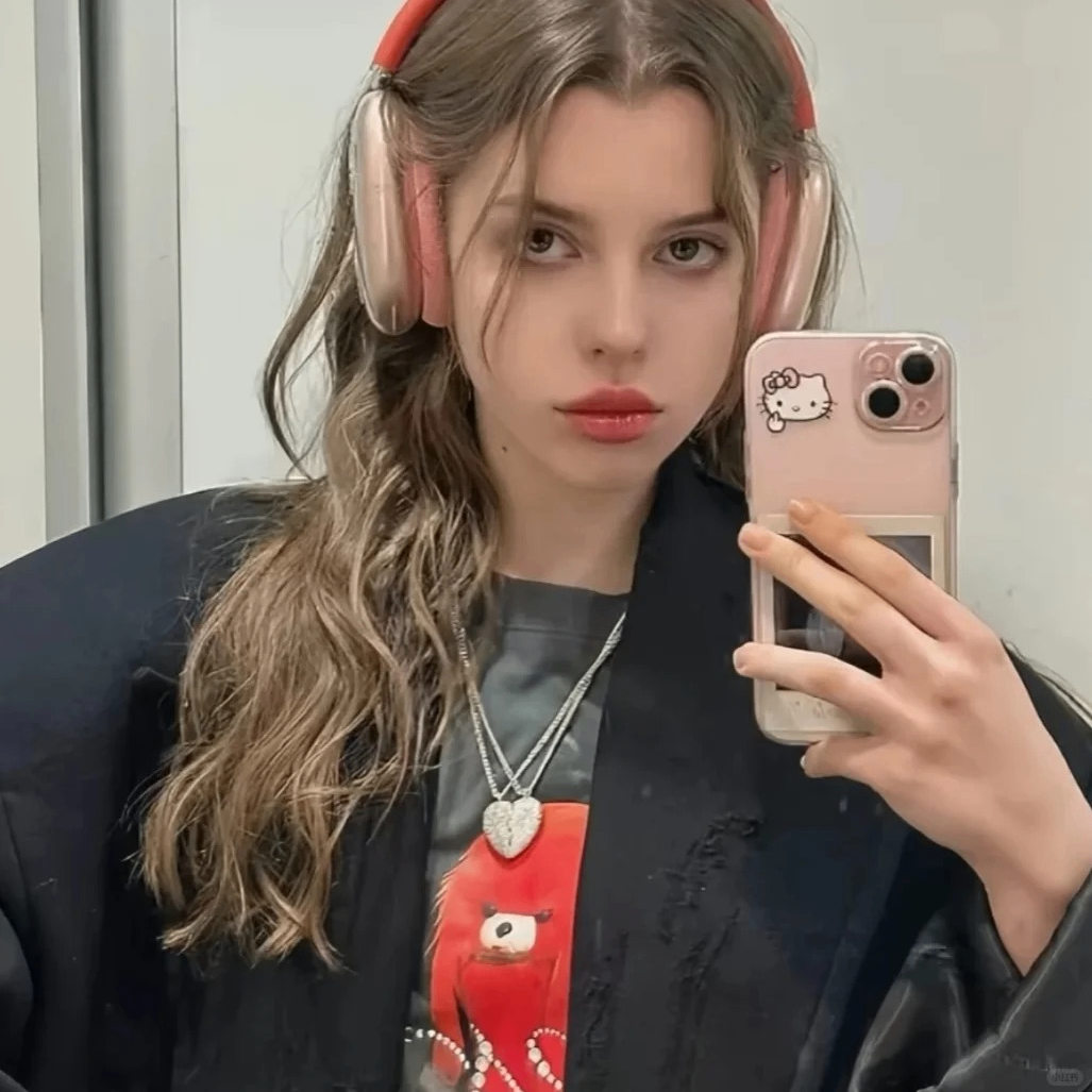 yterter (jonathankk.lens) Lens social identity (.lens handle) PFP