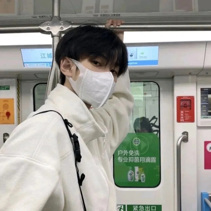 qezvp188 (qezvp188.lens) Lens social identity (.lens handle) PFP