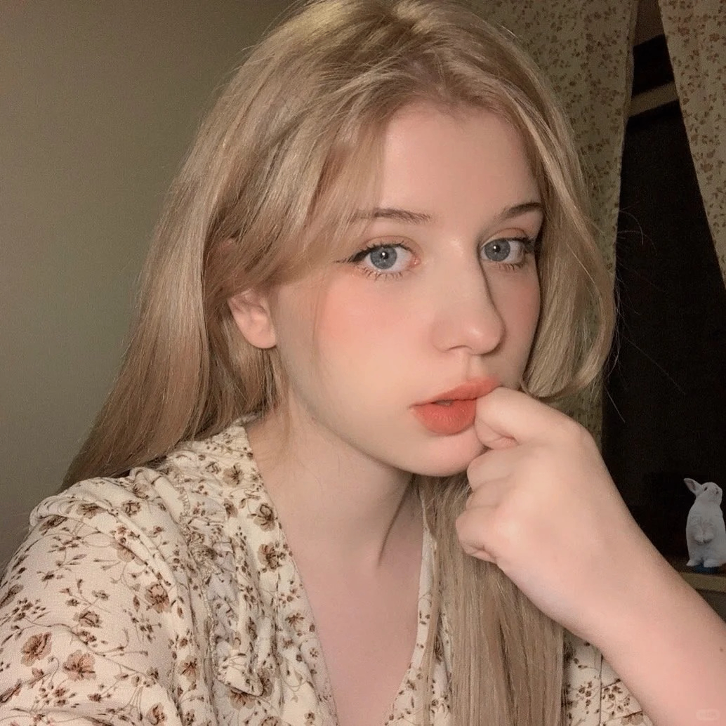 wqeqwe (hyperl.lens) Lens social identity (.lens handle) PFP