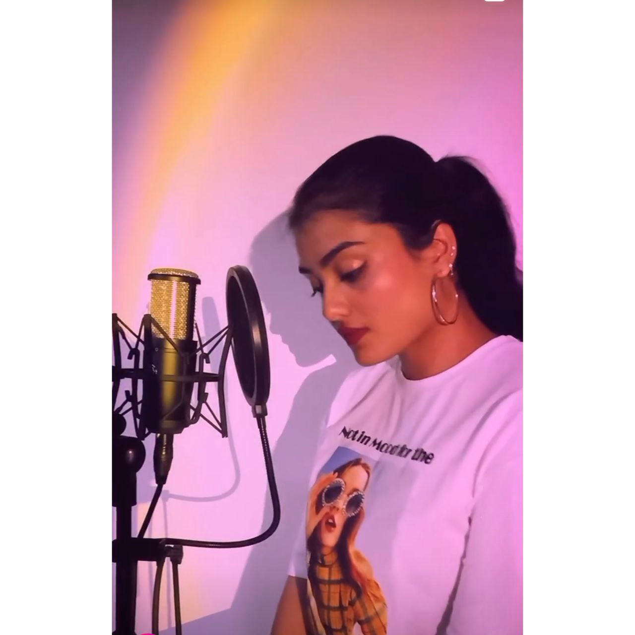 Sara Roy 🌻 (sararoy.lens) Lens social identity (.lens handle) PFP