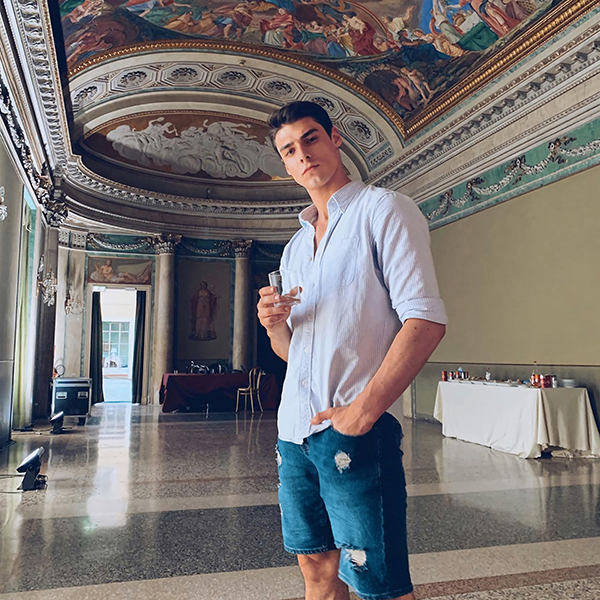 carterlilv (carterlilv.lens) Lens social identity (.lens handle) PFP