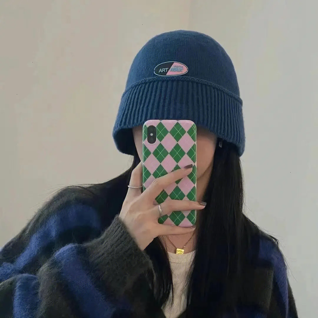 Grace Francis (uuuuuv.lens) Lens social identity (.lens handle) PFP