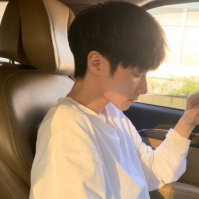 hbvnmbnm (pjjjjj.lens) Lens social identity (.lens handle) PFP