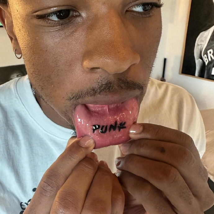 European Cup (myat12345678901.lens) Lens social identity (.lens handle) PFP