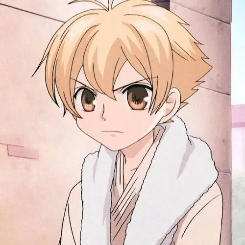 Lena Steele (qqqyy.lens) Lens social identity (.lens handle) PFP