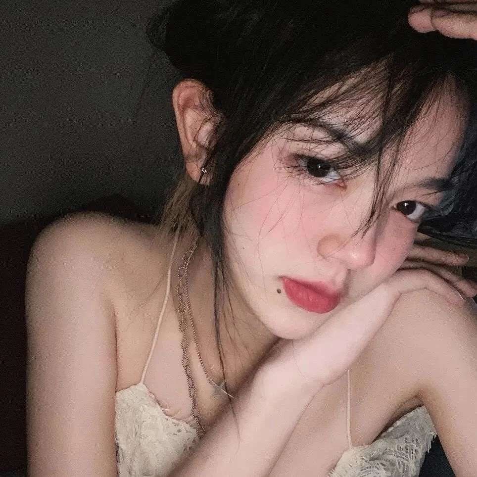 Blithe Carllyle (nnnnnnu.lens) Lens social identity (.lens handle) PFP