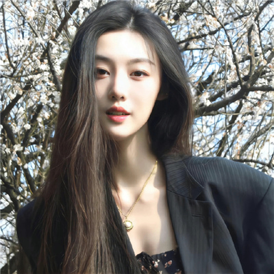 Estrus (estrusz.lens) Lens social identity (.lens handle) PFP