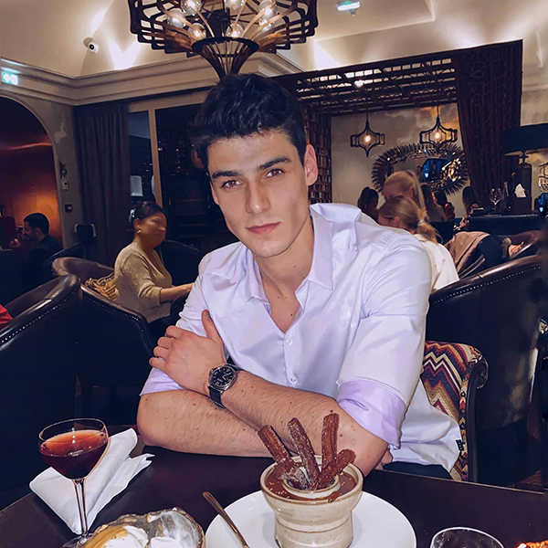 graysonemilial (graysonemilial.lens) Lens social identity (.lens handle) PFP