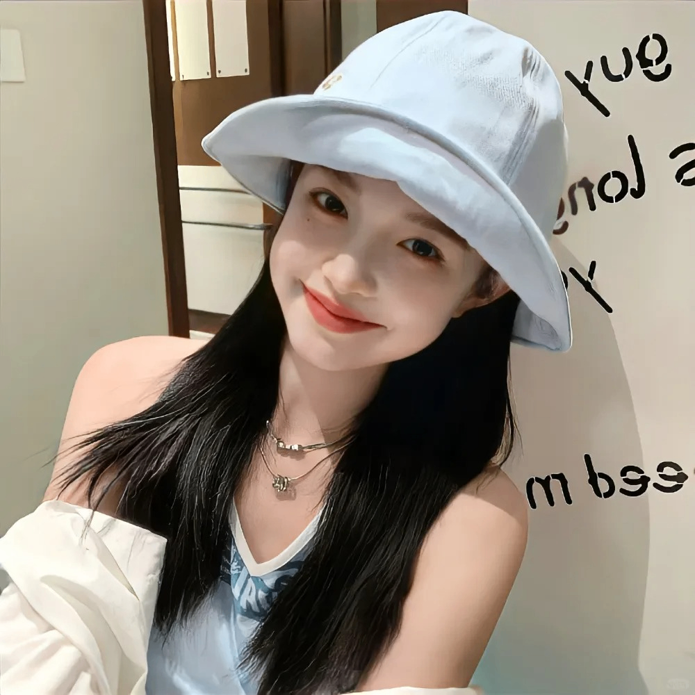 Betsy (yoloa.lens) Lens social identity (.lens handle) PFP