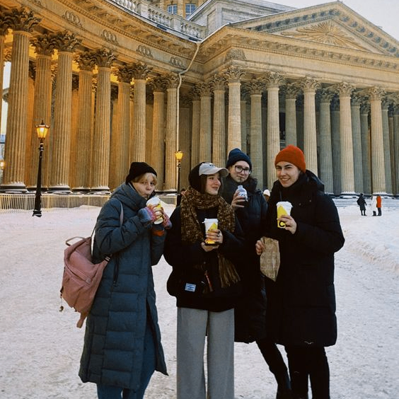 Hollybrolly (carajohns.lens) Lens social identity (.lens handle) PFP