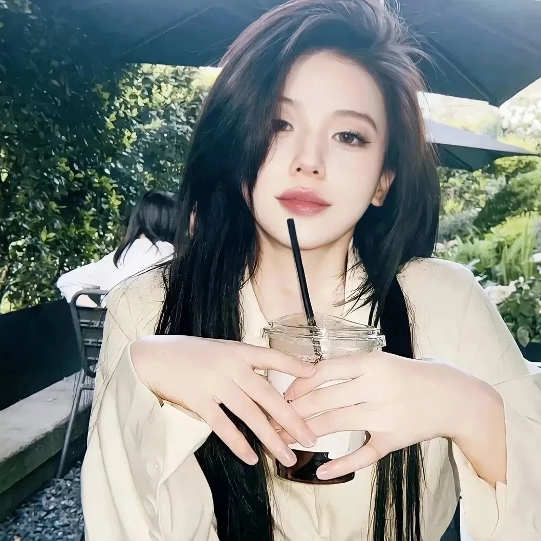 candya (asdfghh.lens) Lens social identity (.lens handle) PFP