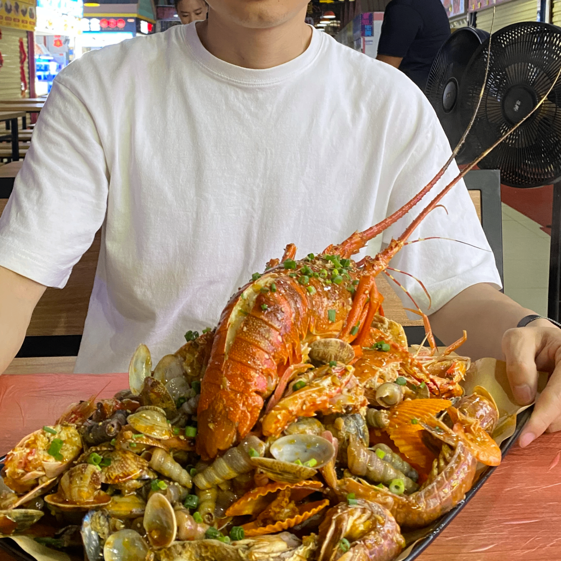 Bitcoin001 (djdueyeyey.lens) Lens social identity (.lens handle) PFP