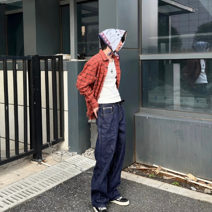 bnc fg xcvb (emberdahlia.lens) Lens social identity (.lens handle) PFP