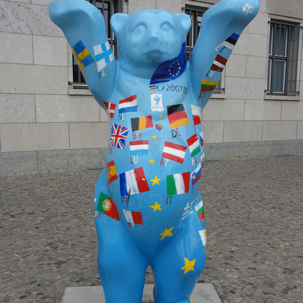 Ich bin ein Berliner (ichbineinberliner.lens) Lens social identity (.lens handle) PFP