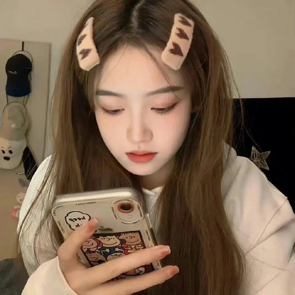 Sylvia Jean (nnnnnnw.lens) Lens social identity (.lens handle) PFP