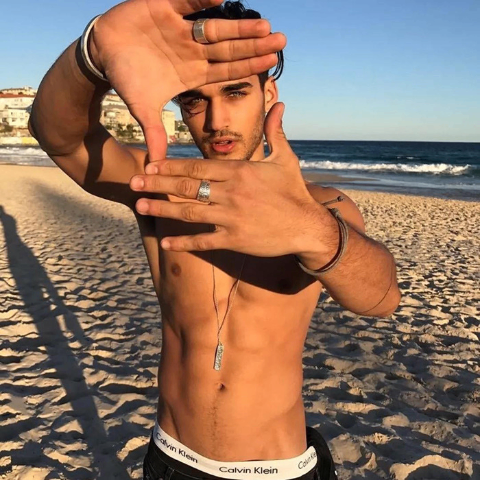 graysonemiliaxx (graysonemiliaxx.lens) Lens social identity (.lens handle) PFP