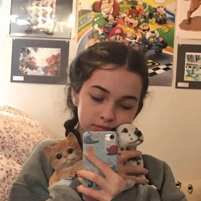 Number yesterday (caroxau.lens) Lens social identity (.lens handle) PFP