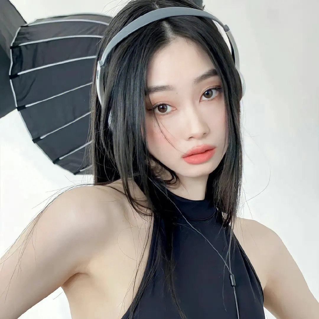 Stan Sophia (ffffz.lens) Lens social identity (.lens handle) PFP