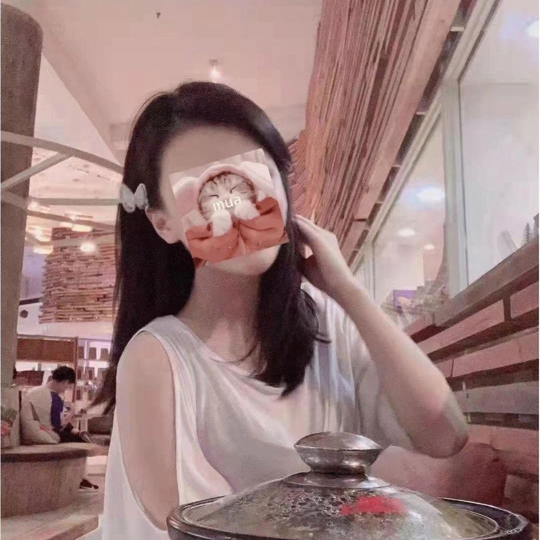 Ward (rrrruu.lens) Lens social identity (.lens handle) PFP