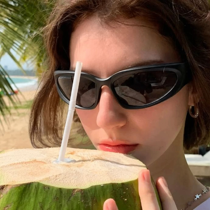 ClaireJosiah (2shjf.lens) Lens social identity (.lens handle) PFP