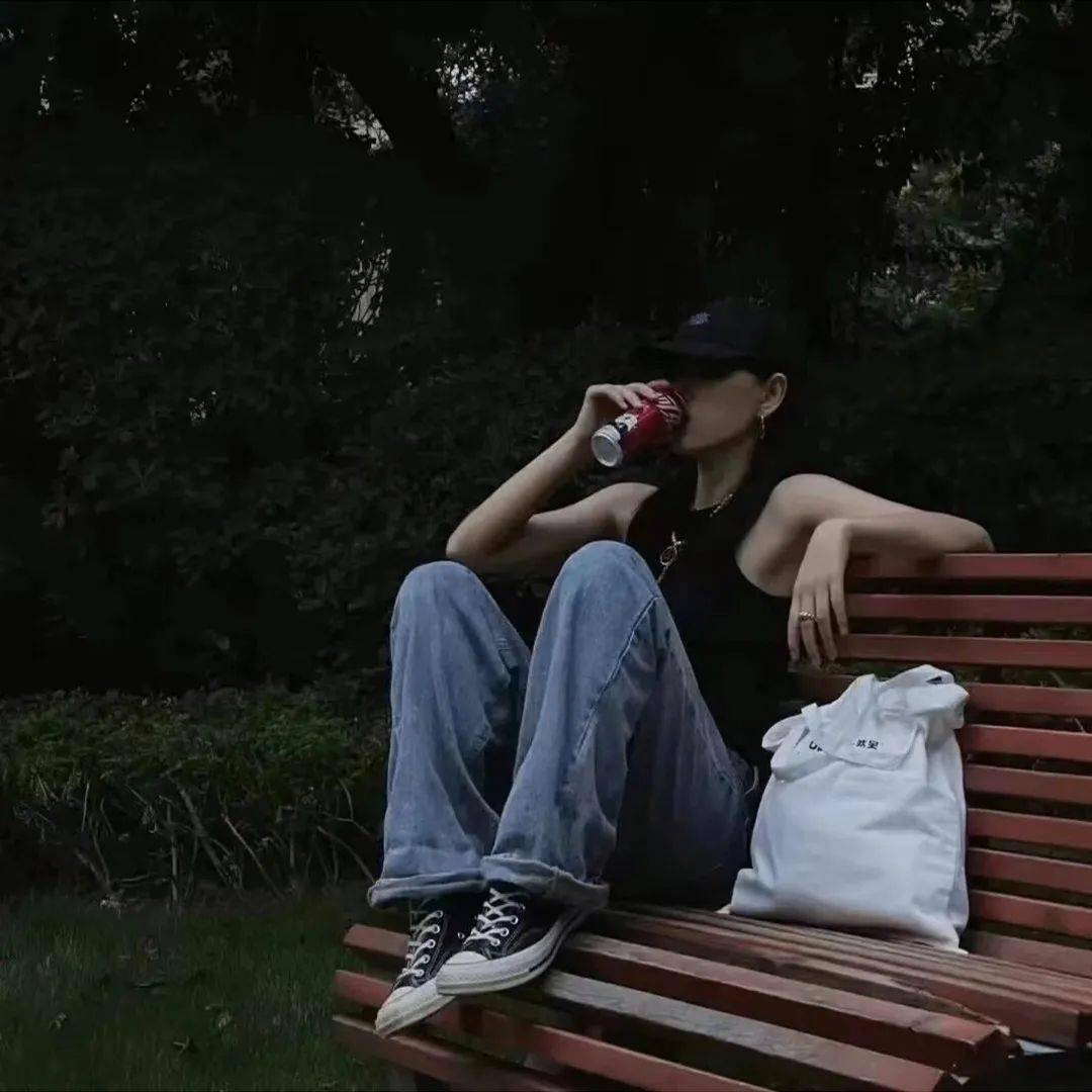 Alva Mike (nnnnnna.lens) Lens social identity (.lens handle) PFP