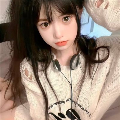 Vanessa Lily (vvvvff.lens) Lens social identity (.lens handle) PFP