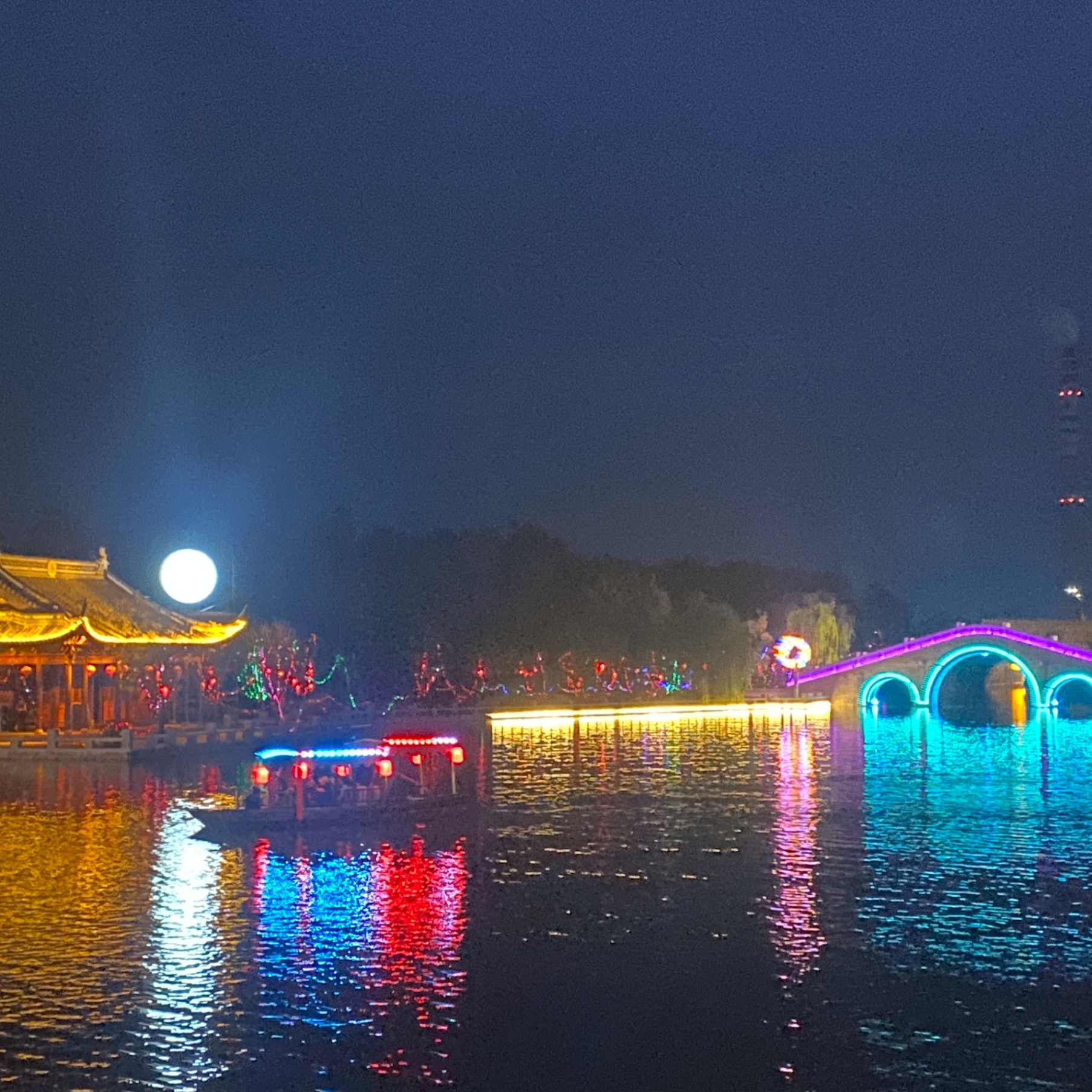 gm (rjdise7eueje8oeej.lens) Lens social identity (.lens handle) PFP