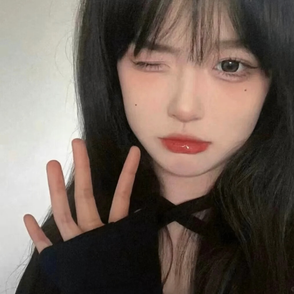 kicnhivnde (trumanee.lens) Lens social identity (.lens handle) PFP