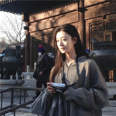 smyslenny (lazyz.lens) Lens social identity (.lens handle) PFP