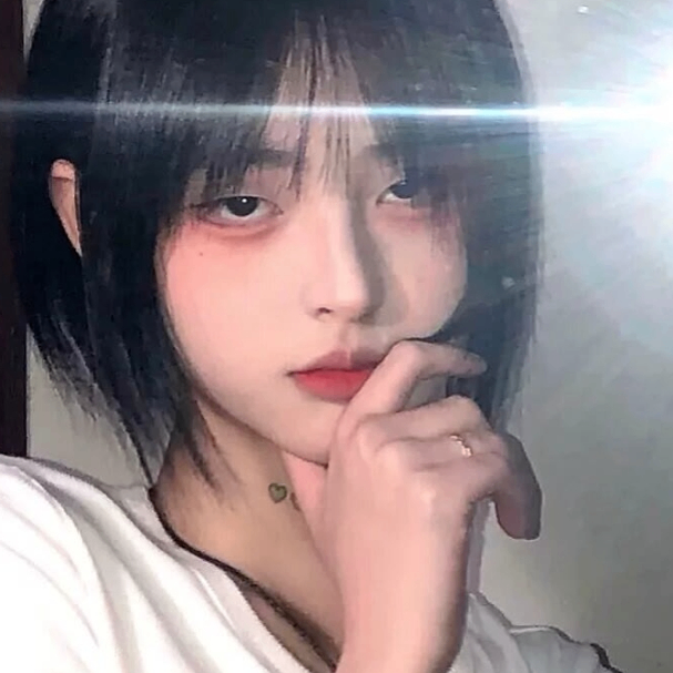 Will Sara(h) (aaaaaq.lens) Lens social identity (.lens handle) PFP