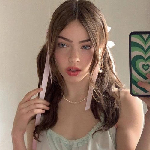 Brooklynn Velarde (alexandraz.lens) Lens social identity (.lens handle) PFP